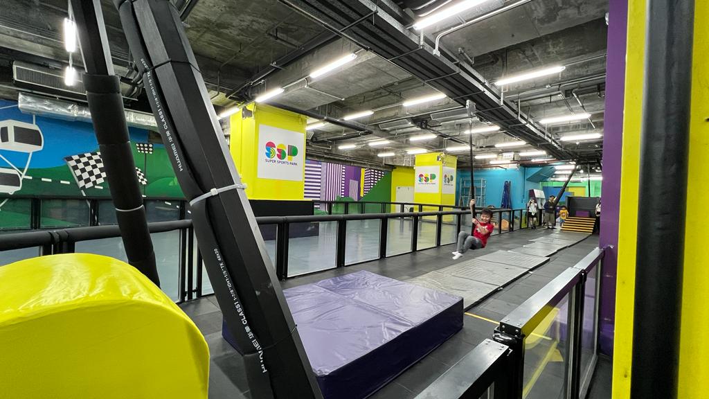 Super Sports Park｜空中滑索