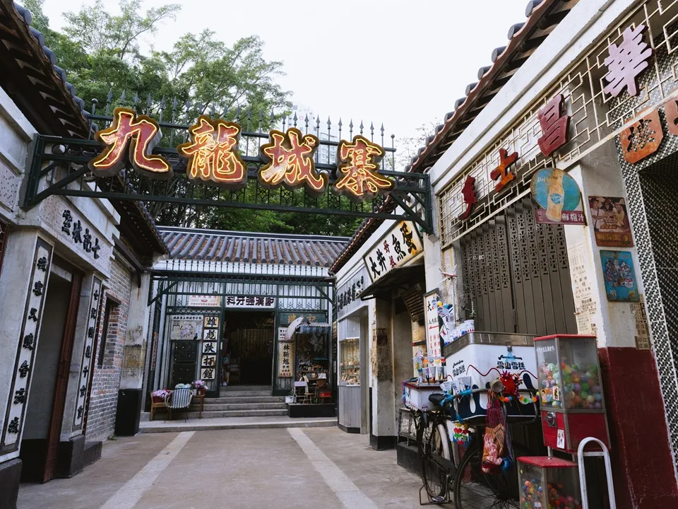一張含有 戶外, 建築, 天空, 城鎮 的圖片 AI 產生的內容可能不正確。