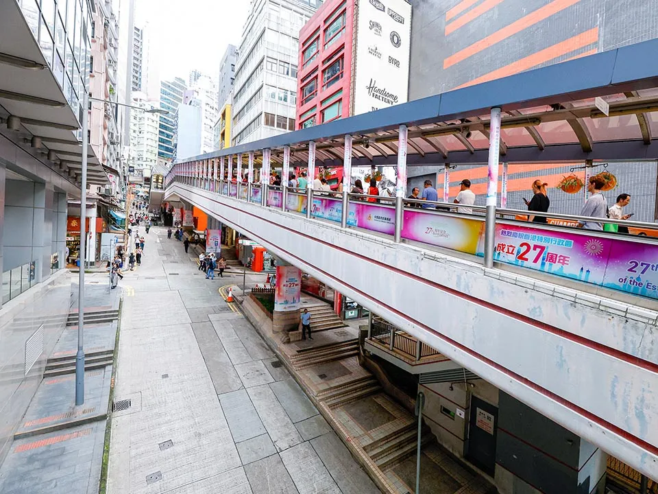 central-mid-levels-escalators-02