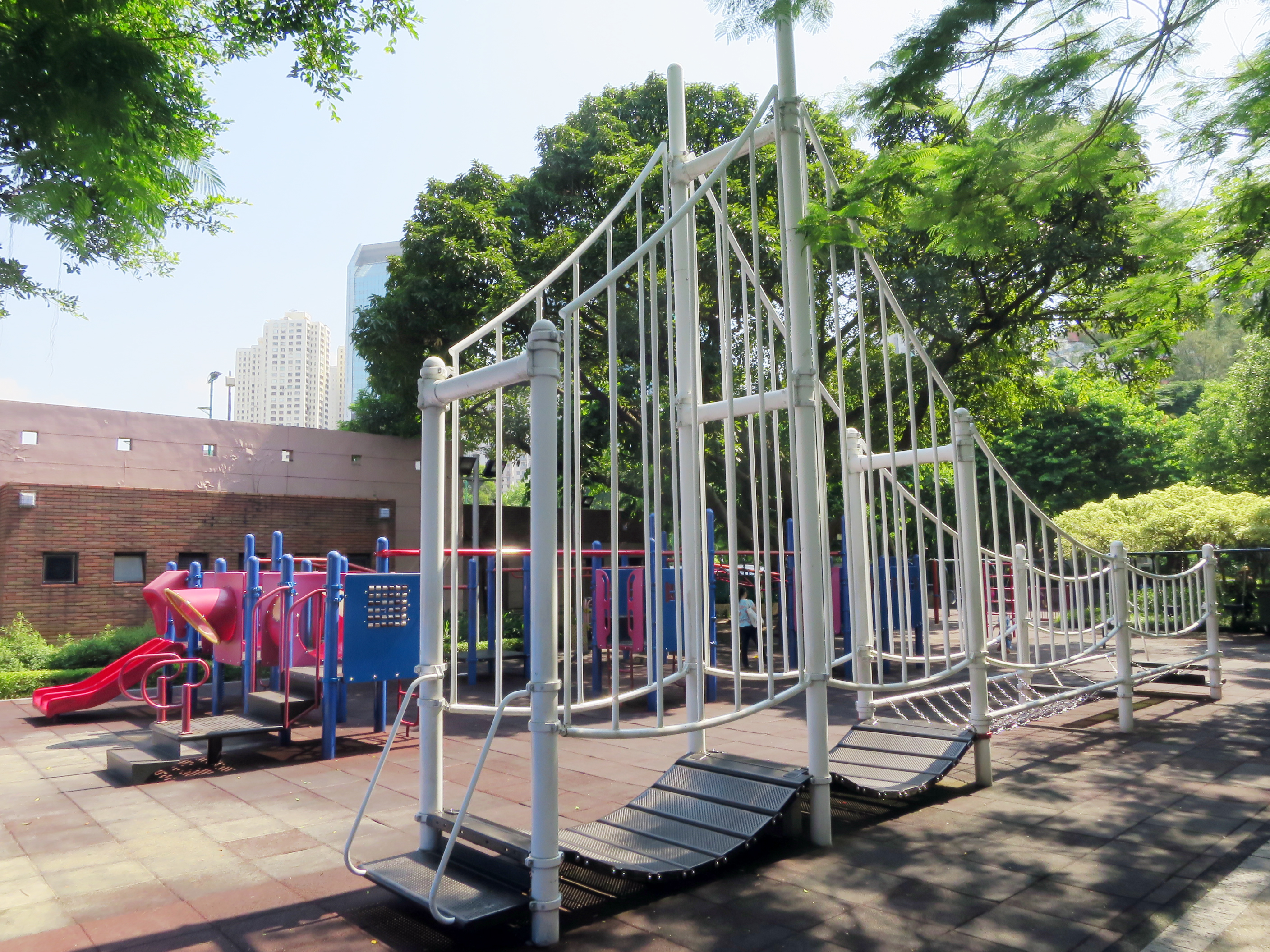 1090_1